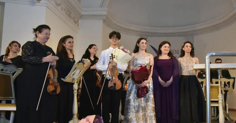 Dövlət Simfonik Orkestrinin müşayiəti ilə “Yeni adlar” layihəsi çərçivəsində konsert baş tutdu FOTO