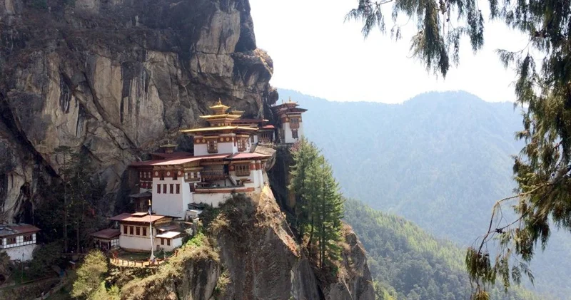 Dünyanın ən təcrid olunmuş ölkələrindən biri turistlər üçün açılır Maraqlı faktlar (FOTO)