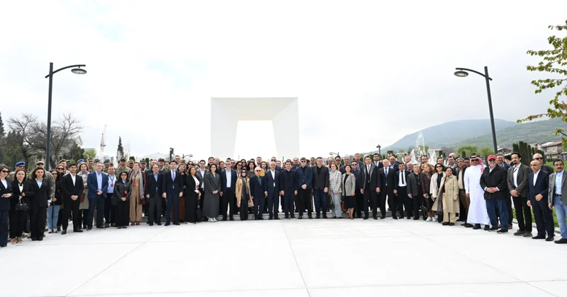 Diplomatik korpusun nümayəndələri Xankəndi Zəfər parkına gəliblər