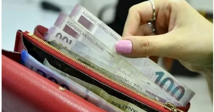 Azərbaycanda qadın və kişilərə eyni maaş veriləcək