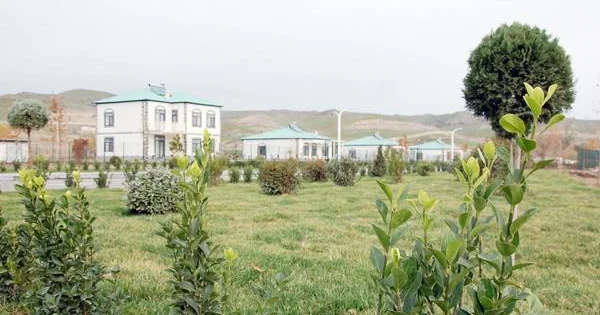 “Qarabağda hər kəs ev tikə bilməz” Asəf Quliyev