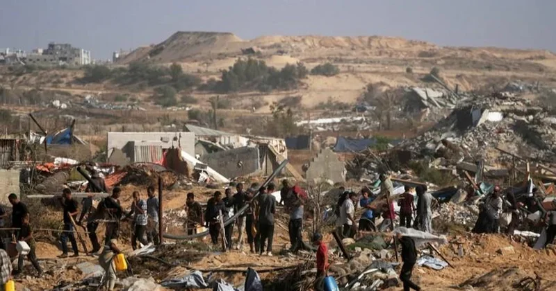 Rəfahda humanitar yardım məntəqəsinə gedən onlarla fələstinli öldürülüb