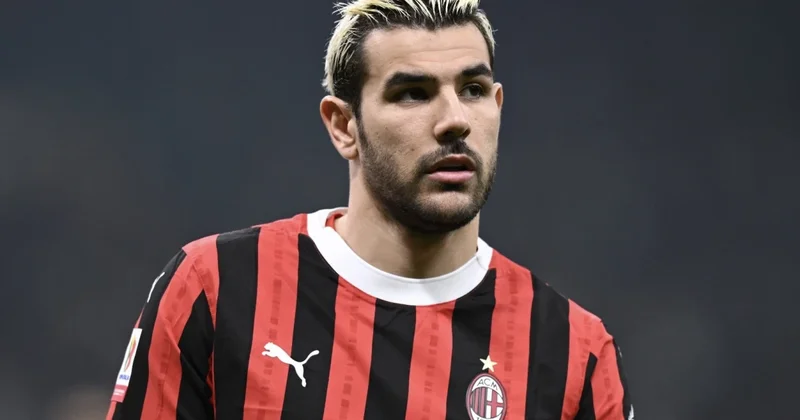 “Milan”ın müdafiəçisi “Əl Nəsr” yolunda