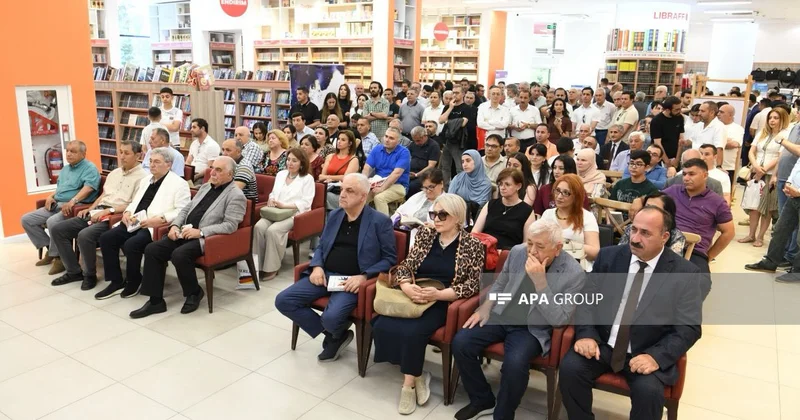 Deputat Aqil Abbas Şərif Ağayarın kitab təqdimatında kimə əsəbiləşdi?