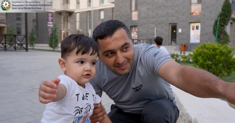 Növbəti fləşmob məşhur mahnıya həsr olunub