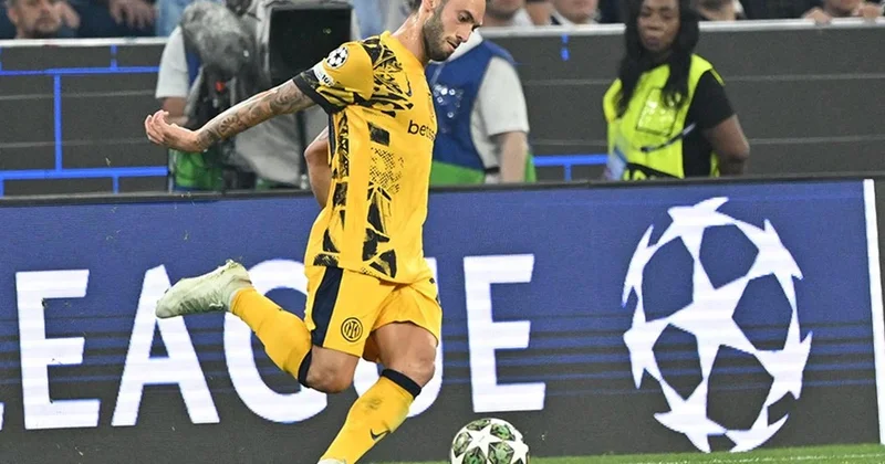 Hakan Çalhanoğlu Çempionlar Liqasında bir ilkə imza atıb