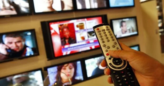 Ailələrimizi televiziyalar məhv edir: Real addımlar atılmalıdır