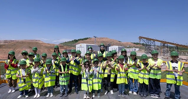 “AzerGold” əməkdaşlarının övladları üçün qızıl mədəninə ekskursiya təşkil edilib Fotolar