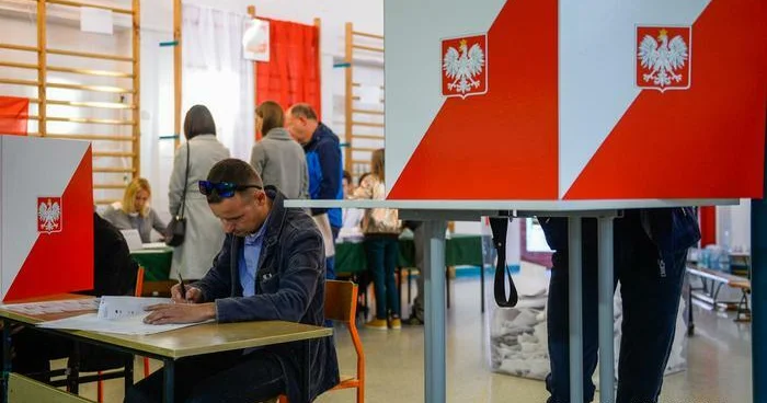 Avropada taleyüklü seçki başladı: “Trampçı” seçilərsə…