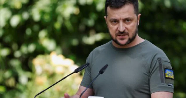 Zelenski təsdiqlədi Nümayəndə heyəti İstanbula gedir