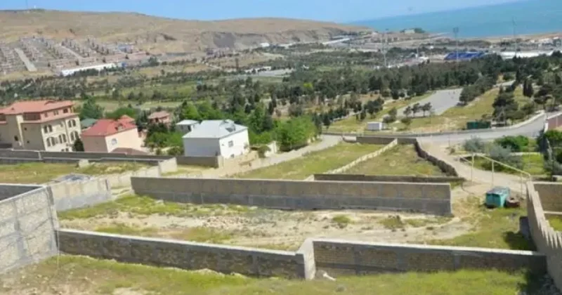 Bakıda 1 sotu 700 min manata torpaq Hansı ərazidədir?