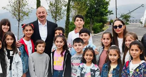 “Dövlət proqramları uşaqların hüquqlarını qoruyur və inkişafını təmin edir” HÜQUQŞÜNAS DANIŞDI
