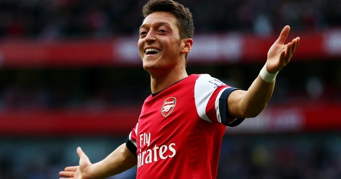 Mesut Özil Azərbaycan futbolundan danışdı: Böyük sürpriz oldu EKSKLÜZİV