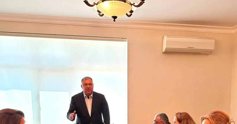 YAP Xəzər rayon təşkilatında Rauf Əliyevin 70 illik yubileyi münasibətilə tədbir keçirilib FOTOLAR