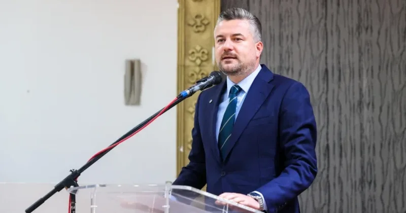Türkiyədə polis bələdiyyədə əməliyyat keçirib Mer və 61 nəfər saxlanılıb