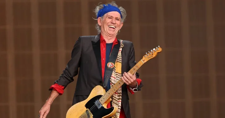 Гитарист The Rolling Stones Кит Ричардс стал прадедом в 82 года