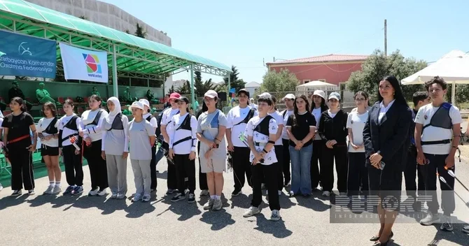 Kamandan oxatma üzrə Azərbaycan birinciliyinin açılış mərasimi keçirilib