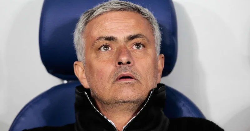 “Real Madrid” Mourinyo üçün 15 milyon avro ödəyə bilər