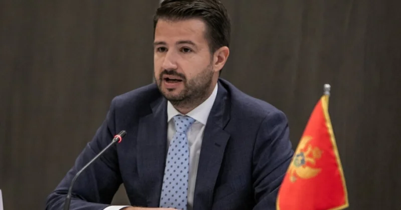 Milatoviç Prezidenti təbrik etdi