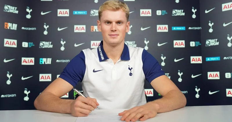 “Tottenhem”dən 16 milyonluq transfer