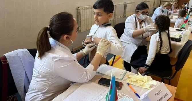 Səhiyyə Nazirliyi Xankəndidə uşaqlar üçün tibbi aksiya keçirdi