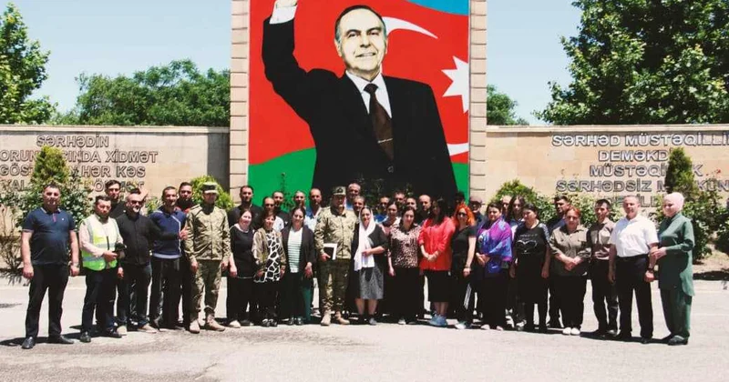 Hərbi hissələrdə “Açıq qapı günü” keçirilib