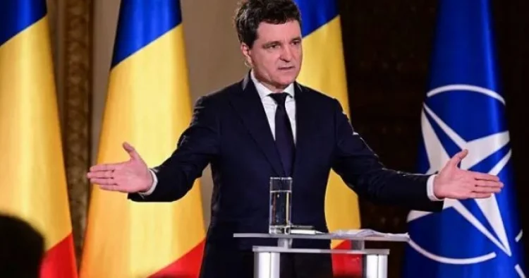 Rumıniya lideri Rusiyanı Ukraynaya hücum taktikasını dəyişdirməyə çağırıb