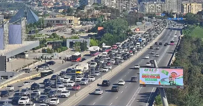 Bayramdan sonra Bakıda tıxac var...