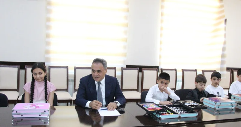 Goranboyda icra başçısı şəhid övladları ilə görüşdü FOTOLAR