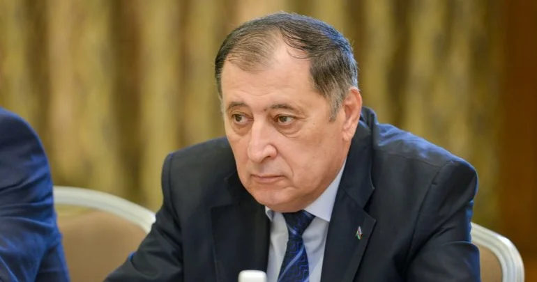 Cabbarovun sədrliyini tanımadılar Yenidən qurultay olacaq