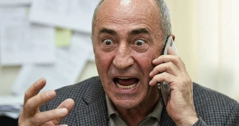 Кочарян и один звонок: фантазии на пенсии