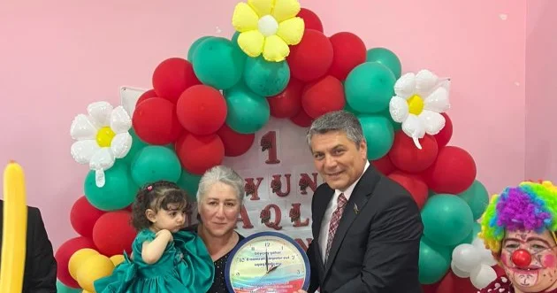 Deputat körpələr evi və uşaq bağçalarını ziyarət edib