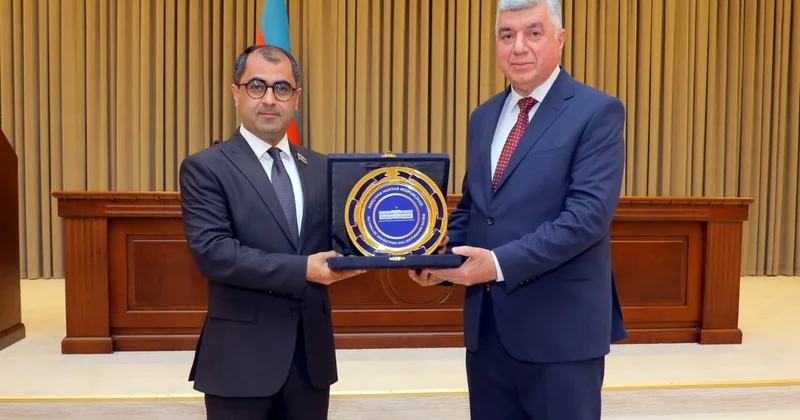 Ali Məclisin bu əməkdaşı təqaüdə yola salındı