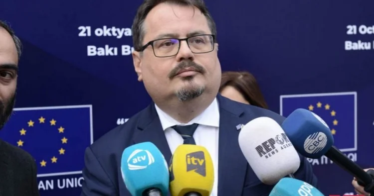 Aİ nin səfiri Yekaterinburqda azərbaycanlıların məcburi saxlanmasını pisləyib