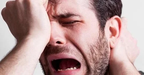 Kişilər ayda neçə dəfə ağlayır?