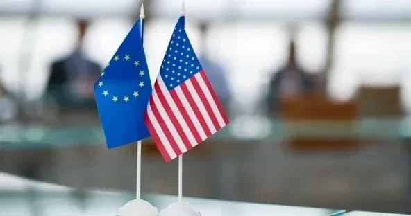 ЕС готов подписать торговое соглашение с США на основе 10% ных таможенных пошлин