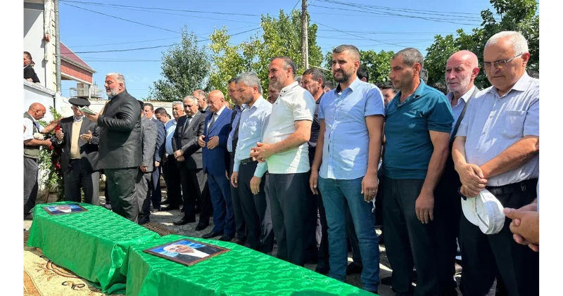 В Агджабеди проходит церемония прощания с убитыми в Екатеринбурге азербайджанцами ФОТО