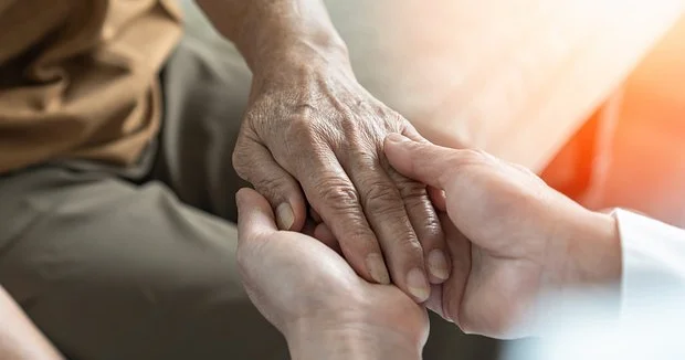 Parkinson xəstəliyi ilə bağlı məşhur mif dağılıb...