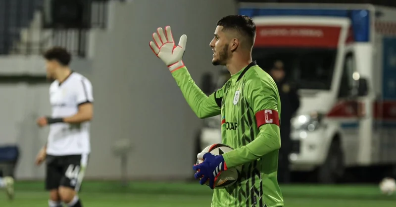 Legioner həyatı yaşamaq istəyən futbolçunun taleyi rəhbərlikdən asılıdır