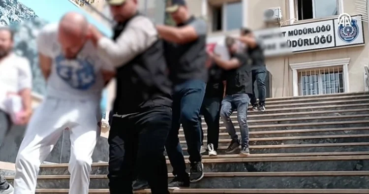 Türkiyədə FETÖ üzvü olmaqda şübhəli bilinən 156 nəfər həbs edilib