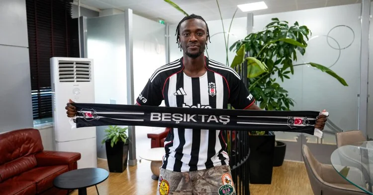 İngiltərə millisinin hücumçusu Beşiktaş da