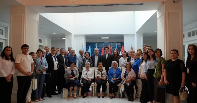 Türk Mədəniyyəti və İrsi Fondu Azərbaycanda keçirilən Türk Dünyası Həftəsi çərçivəsində “Birinci Türkoloji Qurultay” kitabının təqdimatını həyata keçirib