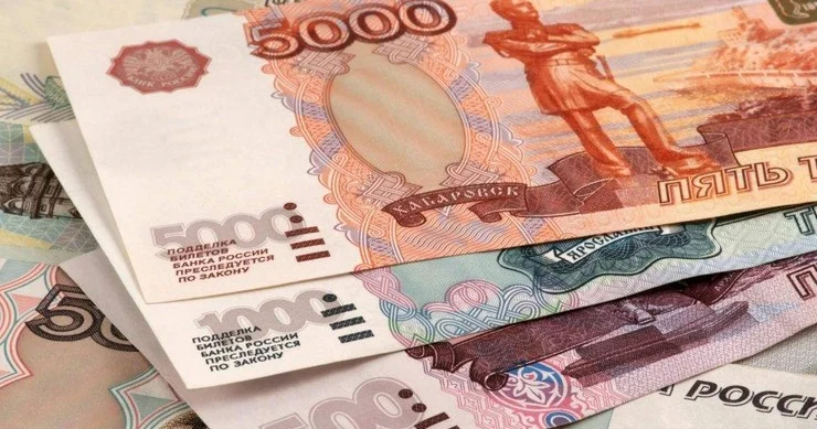 ​Rubl həyəcan təbili çalır Kəskin eniş nəylə bağlıdır?