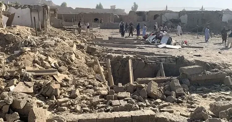 Əfqanıstan və Pakistan arasında gərginlik: Hava zərbələri və qarşılıqlı ittihamlar