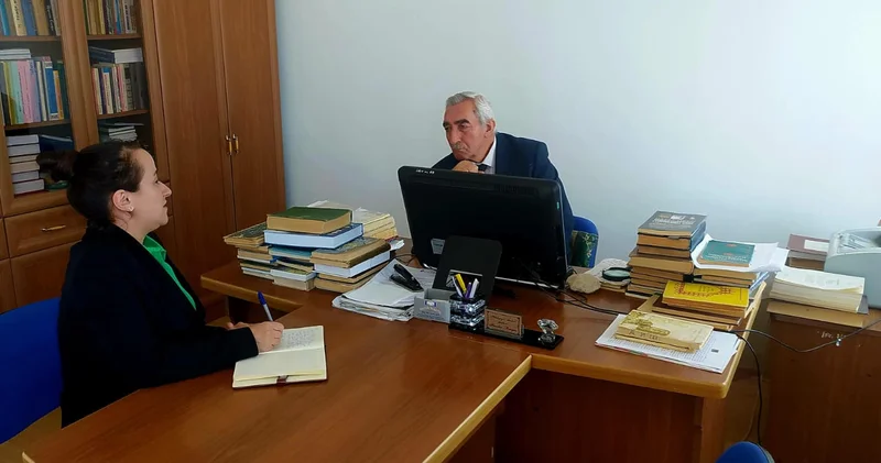 Naxçıvanın daş yaddaşının dil pasportu Firudin Rzayevlə müsahibə