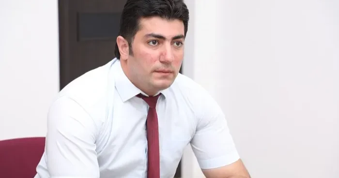 Yaponiyada satışa çıxarıldı: Bu bilək bantı Azərbaycanda da tətbiq olunmalıdır? Ekspertdən AÇIQLAMA