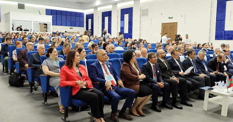 BAAU beynəlxalq simpoziumda təmsil olunub