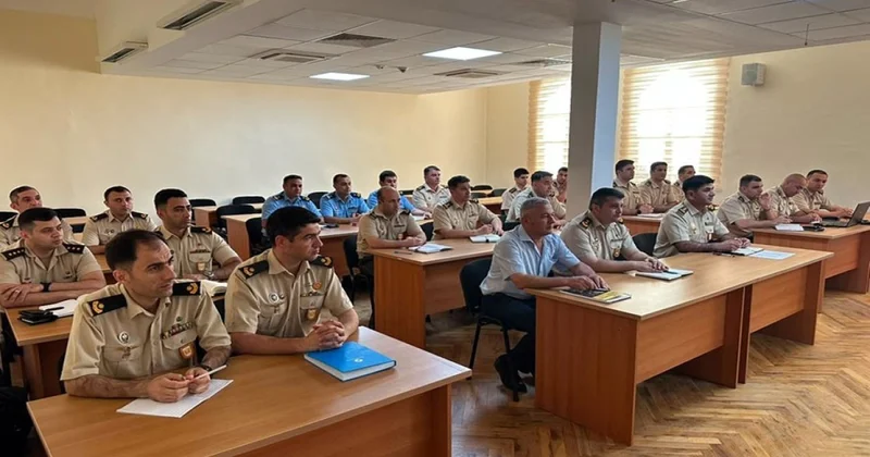 В Баку проходит курс НАТО по подготовке азербайджанских военнослужащих