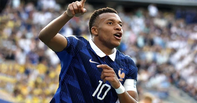 Mbappe DÇ 2026 da Messinin rekorduna bir addım da yaxınlaşdı