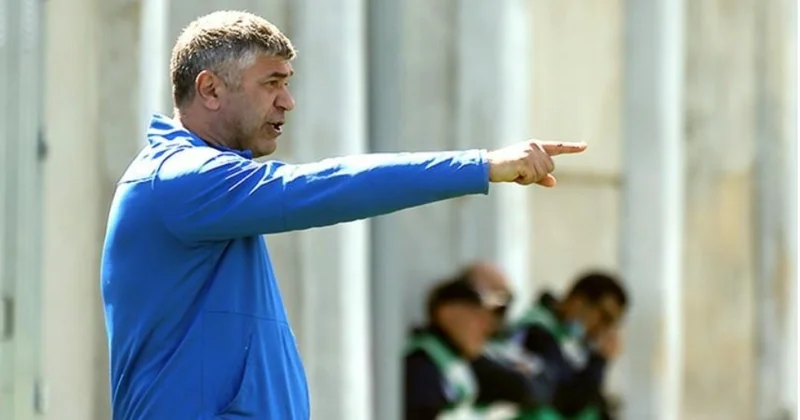 Elxan Abdullayev: “Təəssüf ki, 19 yaşlı uşağa futbol oynamağı öyrədirik” (MÜSAHİBƏ)